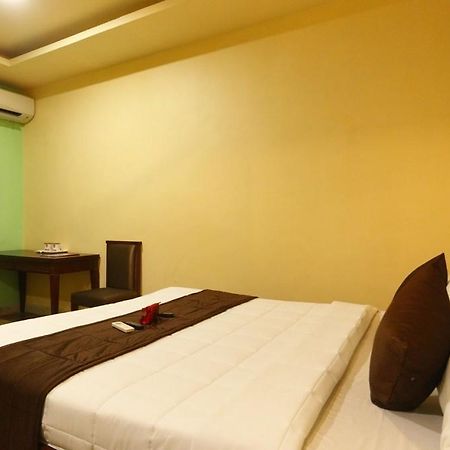 Hotel The Orchid Inns Chennai Exterior photo